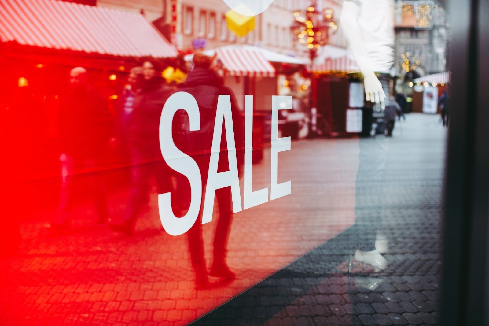 Retail Store Signs: The Ultimate Guide